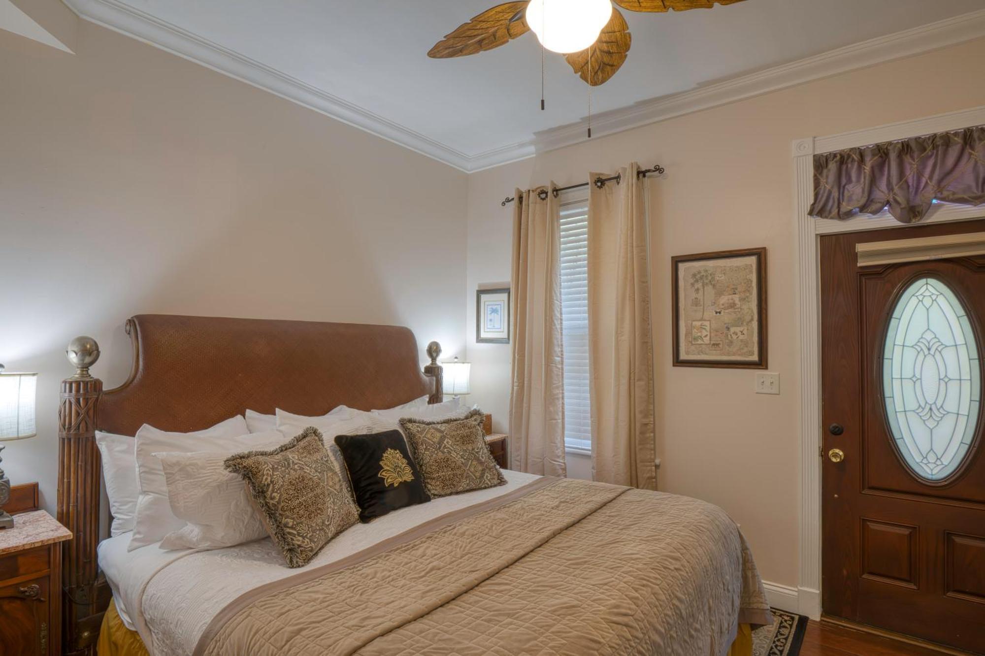 Victorian House Bed And Breakfast St. Augustine Exterior photo
